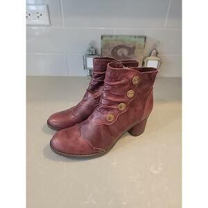 NEW LArtiste Estretta Spring Step Red Leather Boot Wedge Shoe Womens Sz 37/7.5